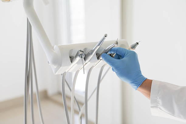 24/7 Emergency Dental Implants experts in Boston, MA